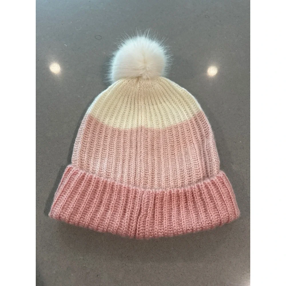 Victoria's Secret Pink White Knit Beanie‎ Hat Faux Fur Pom Pom Winter